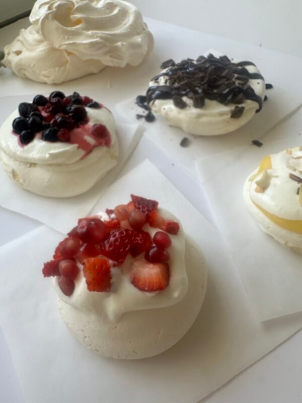 4 large flat meringues (gf)